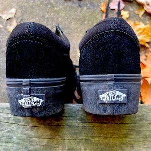 Vans Old Skool stack form shoes!! Size 10 🖤